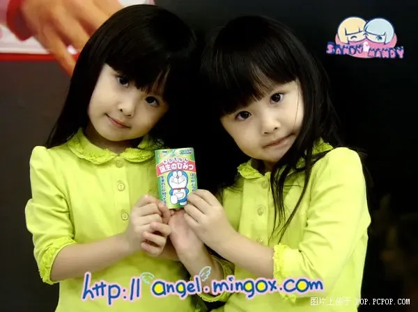 超可爱<em>双胞胎小美女</em> PK 韩国帅哥裴勇俊+<em>混血</em>