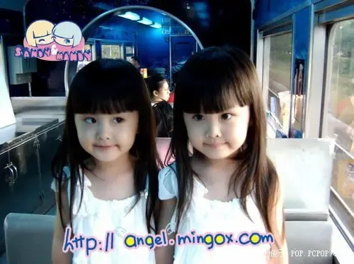 超可爱<em>双胞胎小美女</em> PK 韩国帅哥裴勇俊+<em>混血</em>