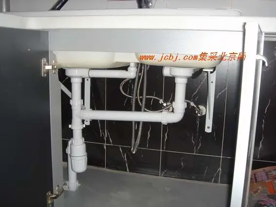 摩恩厨盆效果图片:22000的厨盆+7879的抽拉龙