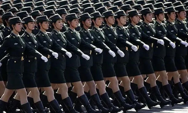 <em>最美中国女兵</em> pk 最丑印度<em>女兵</em>--谁认识阿三女