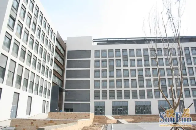 【2010搜房探班大连天地】黄泥川最新工程进