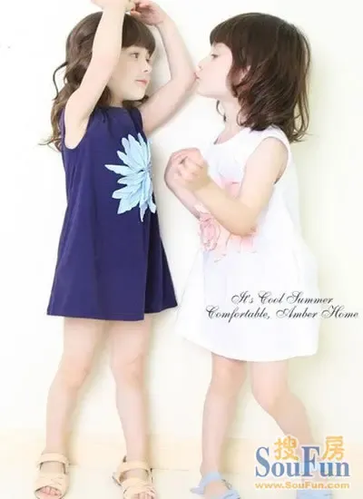 韩美<em>混血小美女双胞胎</em>!瞬间萌翻你~-保利花园