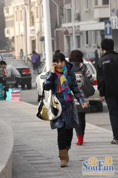 小白楼、<em>滨江道美女</em>扫街,美丽又冻人~-休闲娱