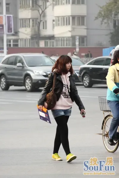 小白楼、<em>滨江道美女</em>扫街,美丽又冻人~-休闲娱