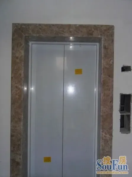 通用电梯怎么样啊 1308581391586_000.jpg