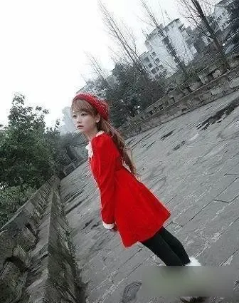 南笙姑娘素颜照曝光 真人见光死 小萝莉实为腐