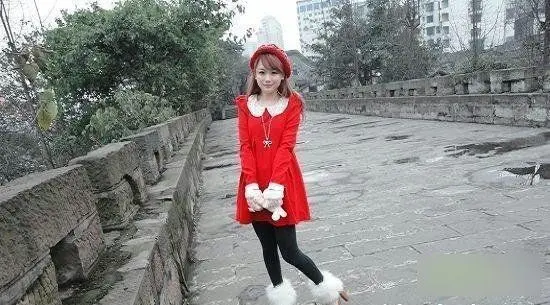 <em>南笙姑娘素颜照</em>曝光 真人见光死 小萝莉实为腐