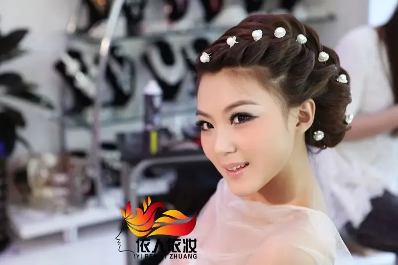 2012年第2季《<em>韩式新娘妆</em>》作品公布-冰城新