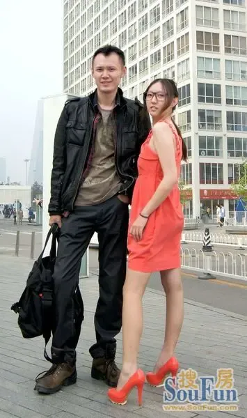 <em>建外SOHO</em>街拍,<em>美女</em>帅哥快来认领自己照片-搜