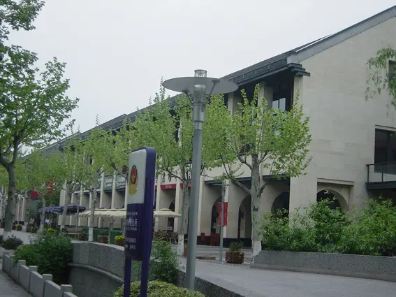 史上最花瓶之商业街_杭州湖滨名店街体验记 - 焦点商业博客圈 - 焦点房地产 - 搜狐圈子