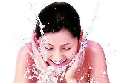 <em>美女</em>洗脸_风水<em>大师</em>赵凰羽的相册