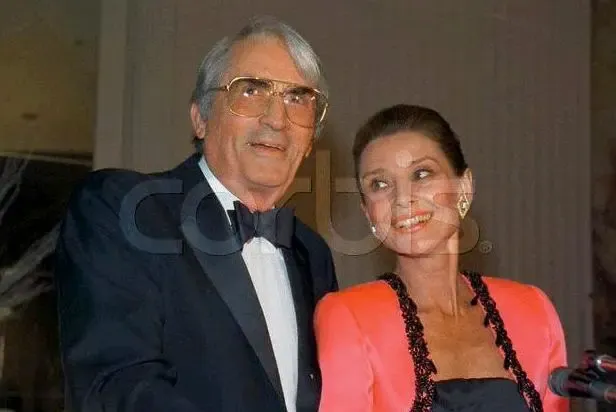 派克对赫本说:你是我一生最爱的女人 -李伟文 -