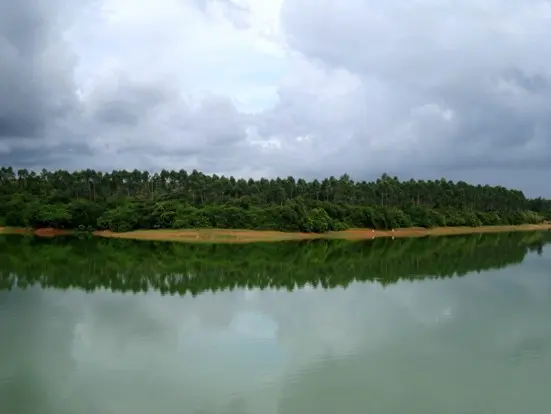 铁炉水库全景,超漂亮.