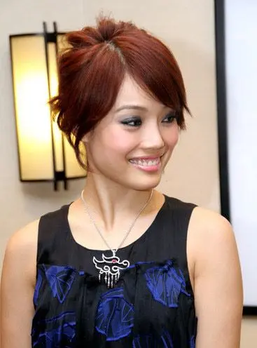 命理看所谓的容祖儿出柜 -易奇文化研究室