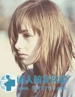 正确<em>洗发</em>方法让你<em>少掉头发</em>头皮清爽_丽人植发
