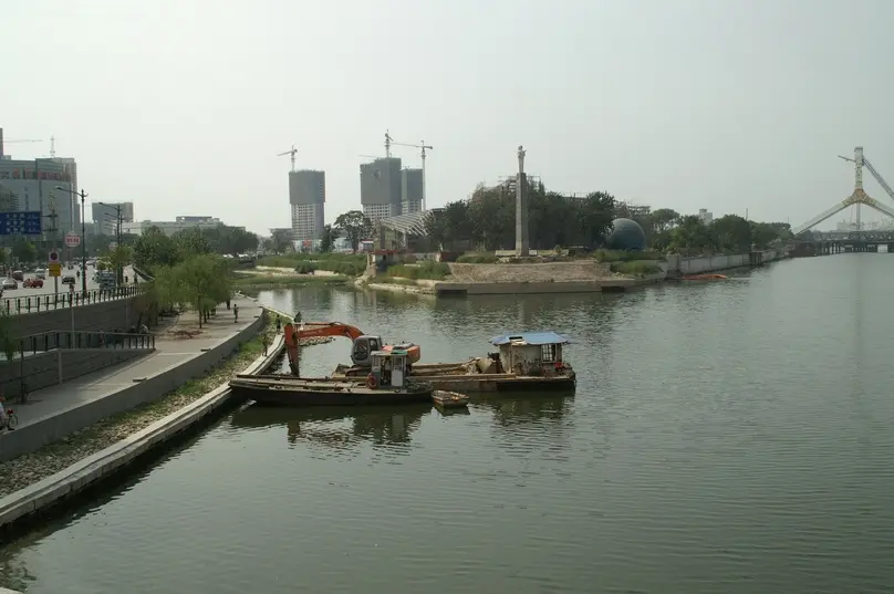 这个河段位于天津虹桥区,大运河于海河交汇