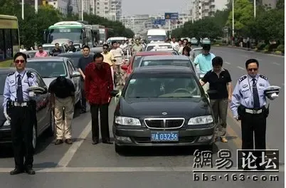 ����鿴��һ��: 1213250364695_000