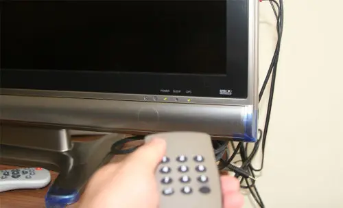 (转)夏普LCD-46GX3购买1个月遭遇黑屏无法